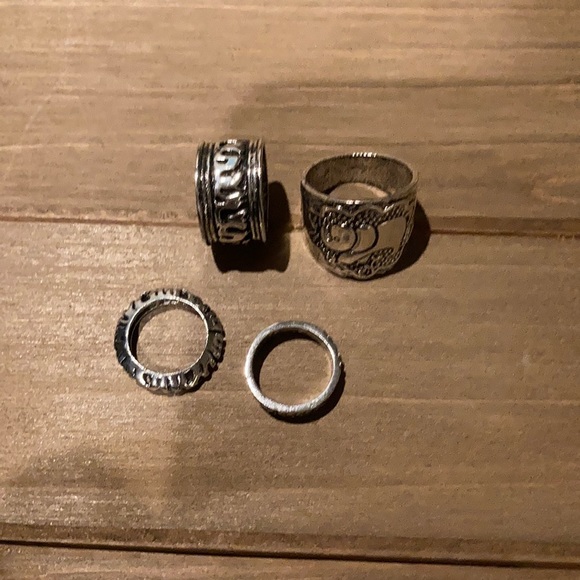 Multi finger ring bundle! - Picture 3 of 3